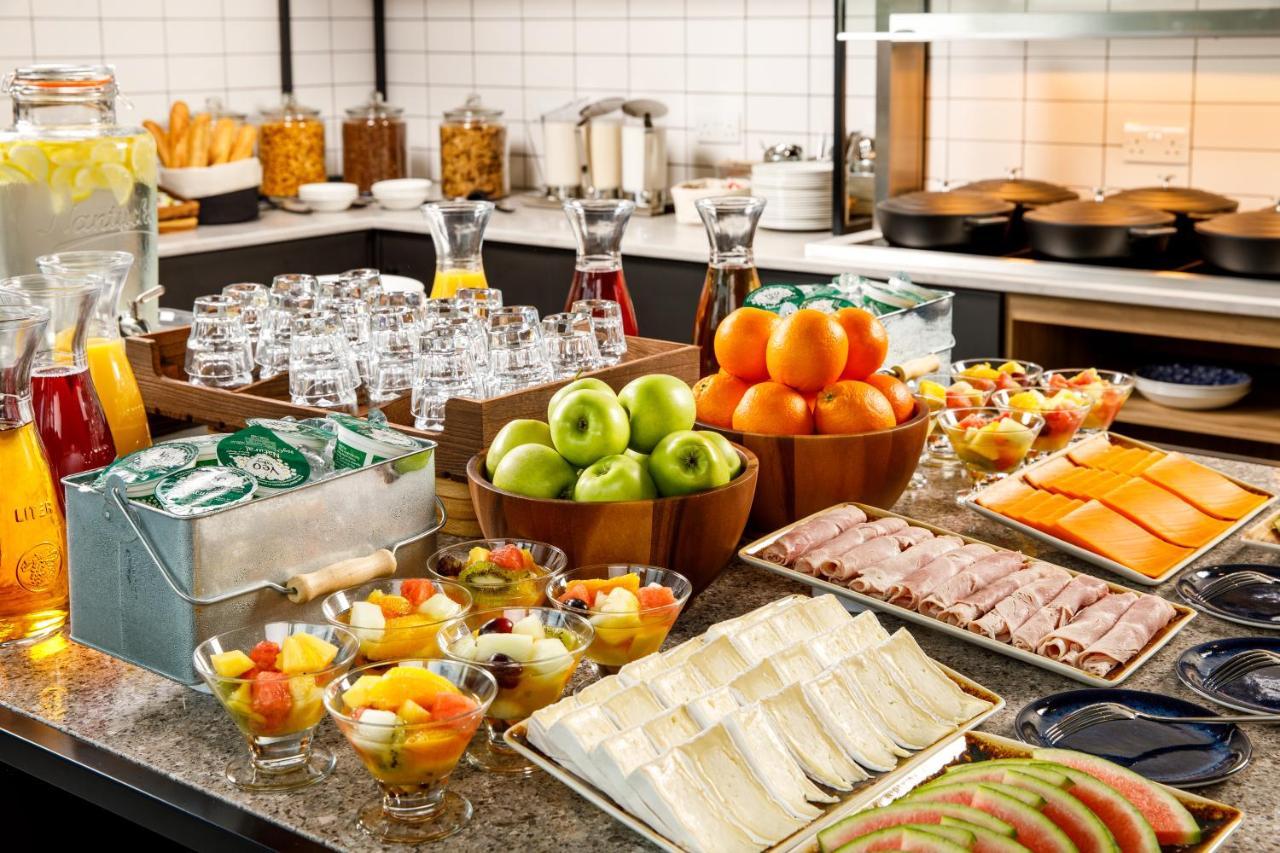 Hotel Ibis London Sutton Point 3*