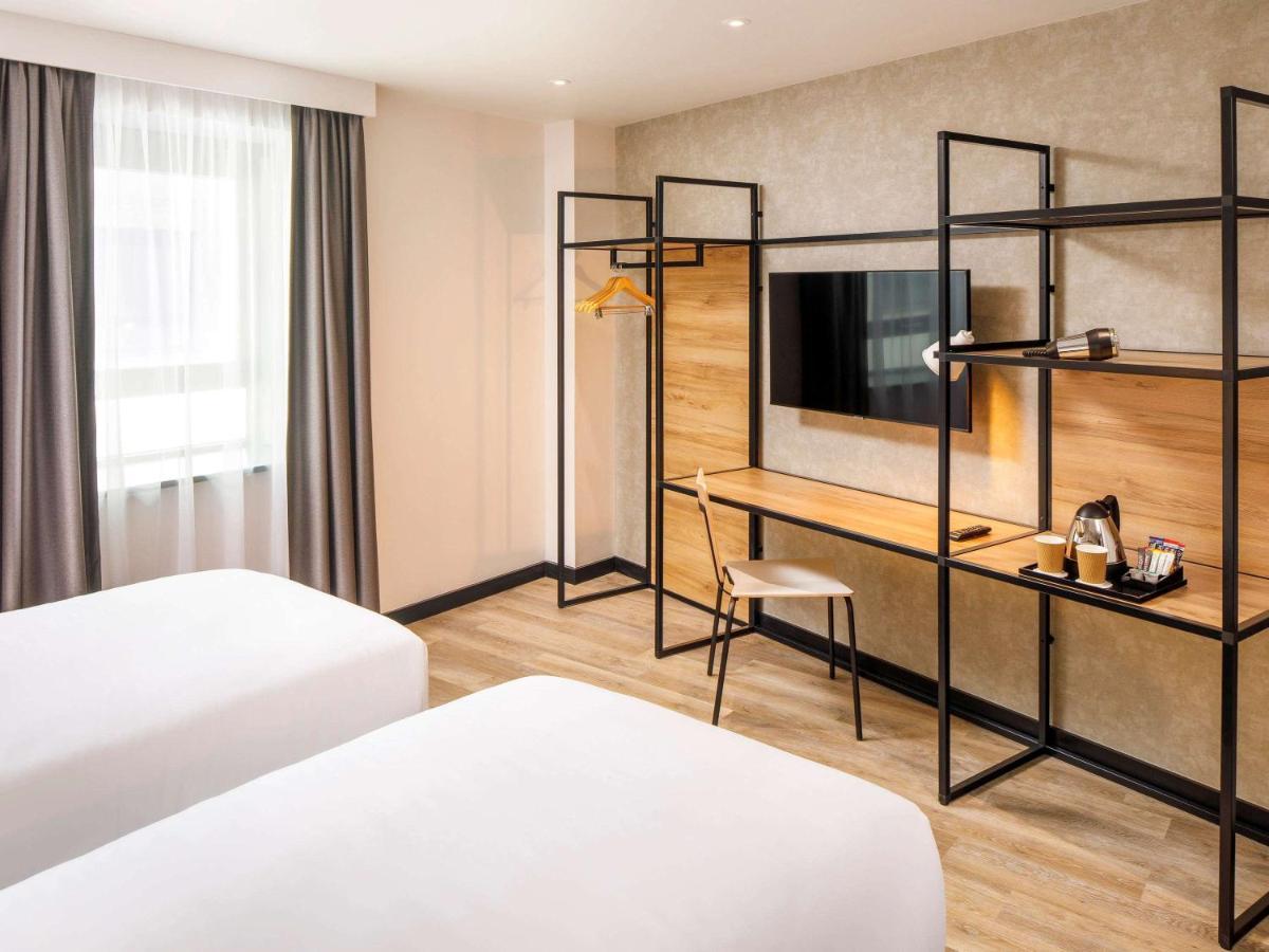Ibis London Sutton Point 3*
