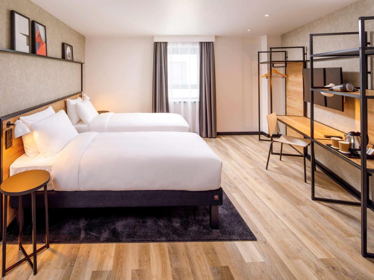 Ibis London Sutton Point Hotel 3*