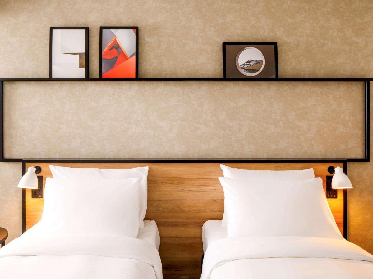 Ibis London Sutton Point 3*