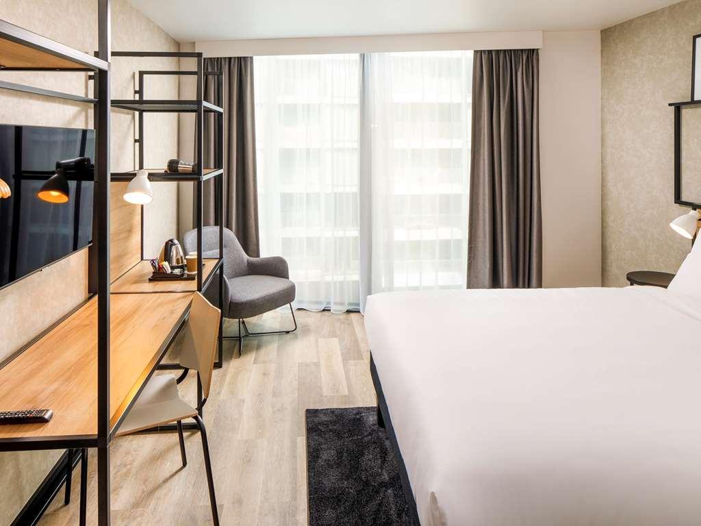 Ibis London Sutton Point Hotel 3*